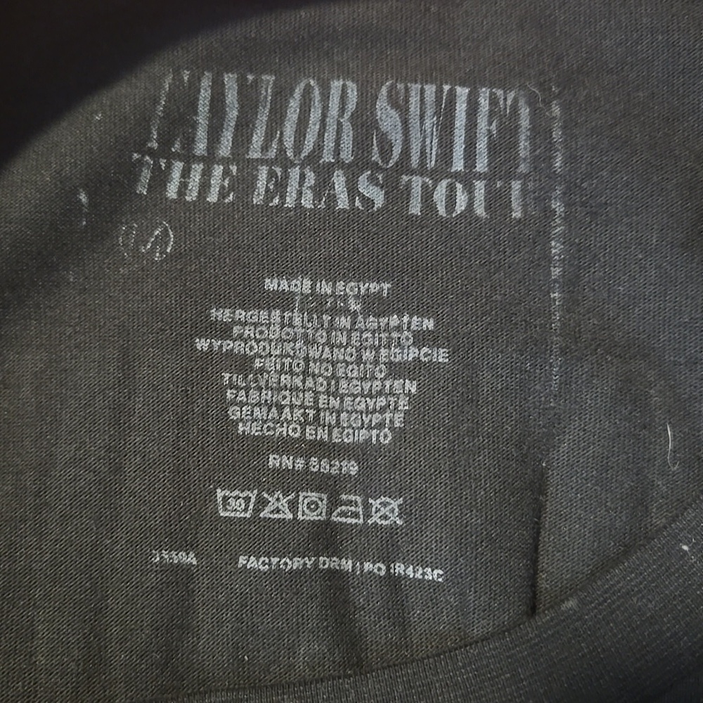 Taylor Swift The Eras Tour T-Shirt Official Concert Cities 2023-2024-Size Medium - Picture 12 of 12